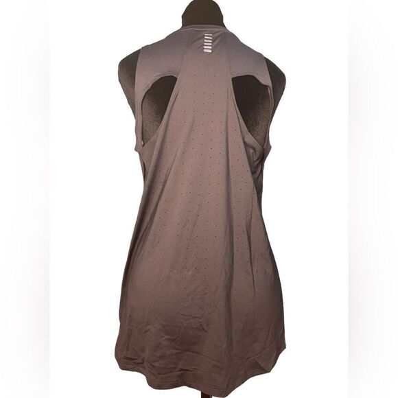 NWT Under Armour IsoChill Run Laser Tank (Med) - Picture 3 of 6